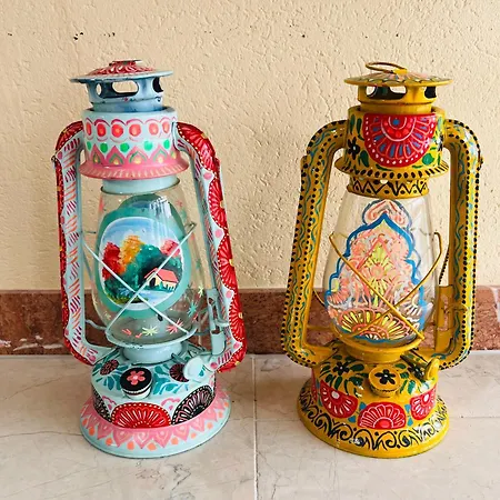 Mit Schoener Aussicht Auf Den Grossen Feldberg & Burg Koenigstein & Frei Parkplatz Auf Strassenseite Apartamento