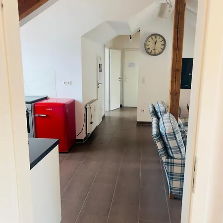 Apartamento Mit Schoener Aussicht Auf Den Grossen Feldberg & Burg Koenigstein & Frei Parkplatz Auf Strassenseite